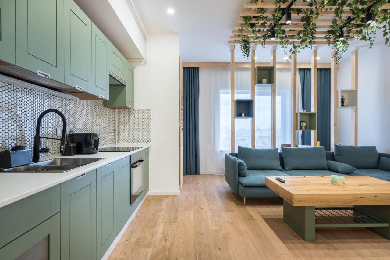 Jungle Escape - Luxe 1-Br Haven In Bucharest Lägenhet Exteriör bild