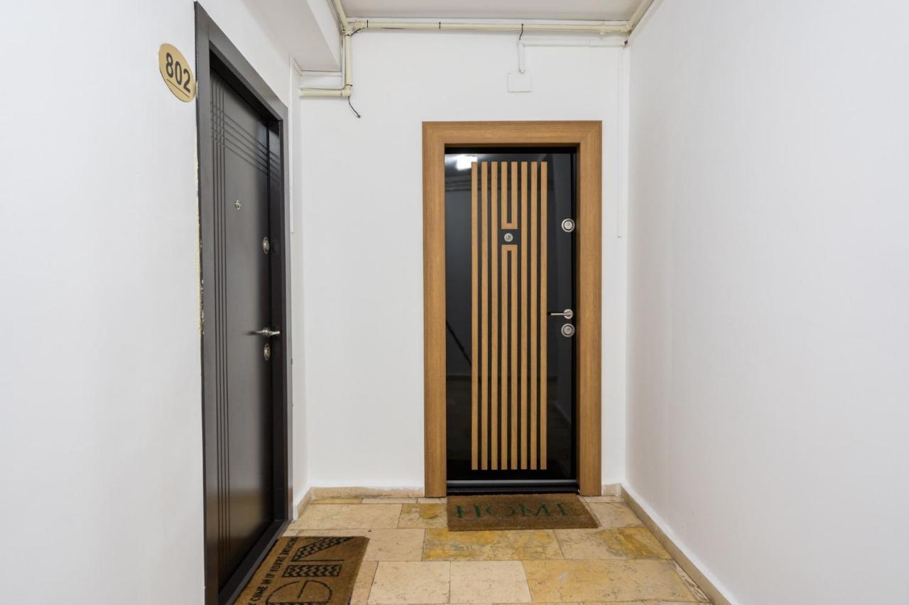 Jungle Escape - Luxe 1-Br Haven In Bucharest Lägenhet Exteriör bild